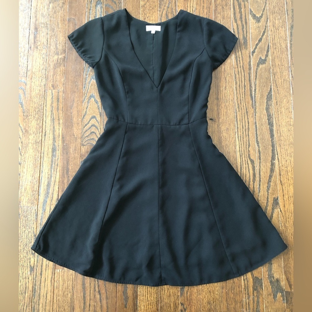 Wilfred Women’s 00 Black V-Neck Foucalt Fit & Flare Silk-Blend Mini Dress - EUC